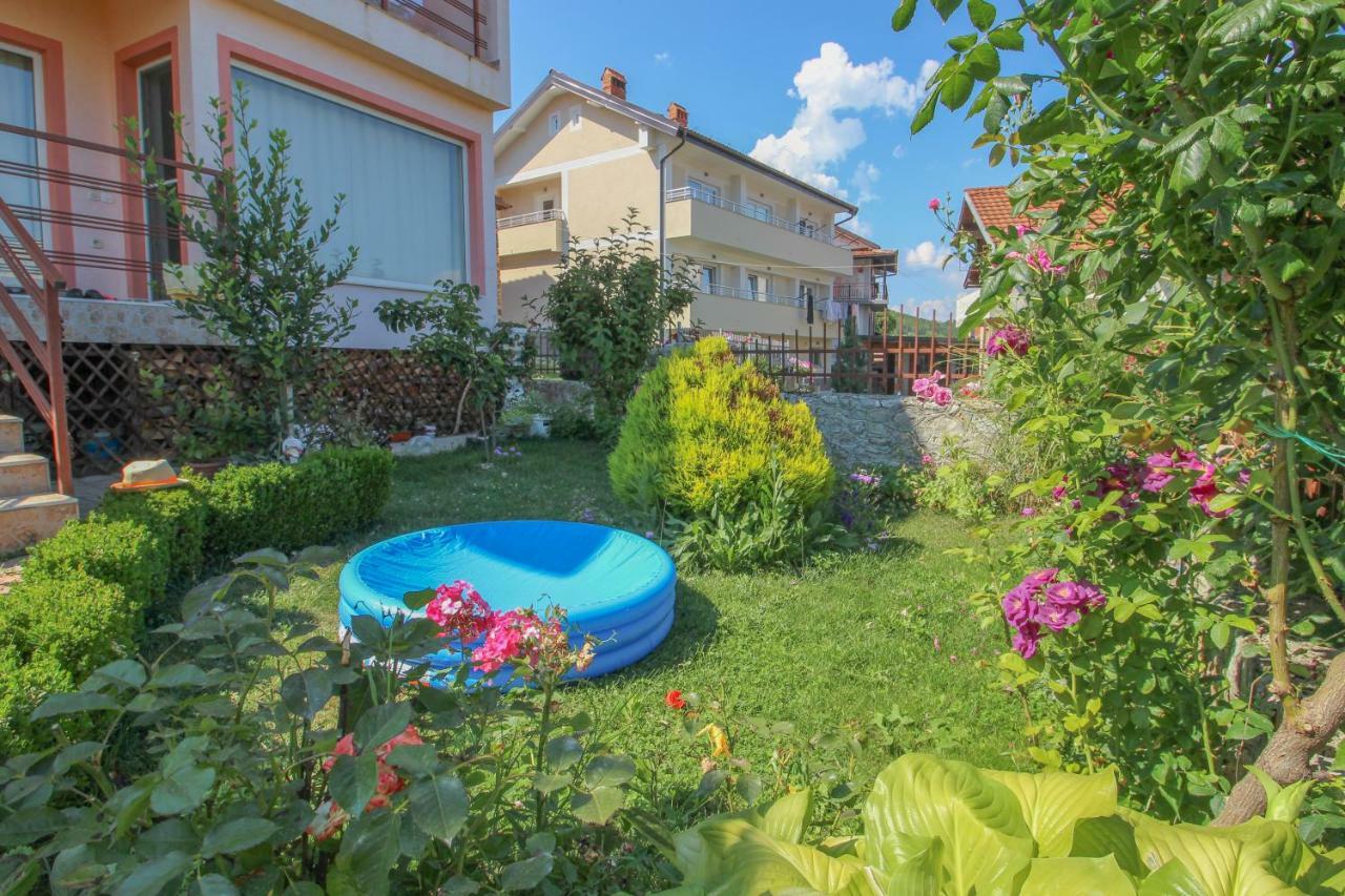 Apartmani Mishe Vevčani Exterior foto